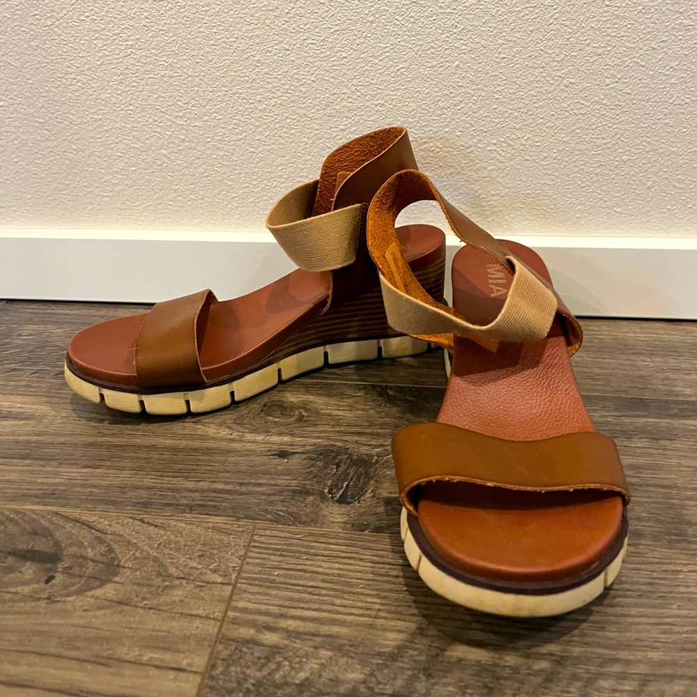 MIA Wedge Sandals, Size 10